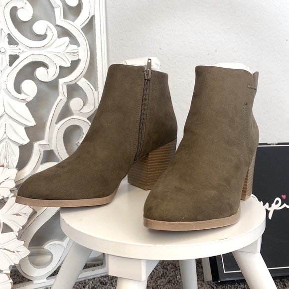 Women CutOut Bootie Lace Up Slip On High Heel Platform Ankle Khaki BRAND NEW✔️ - Picture 3 of 11